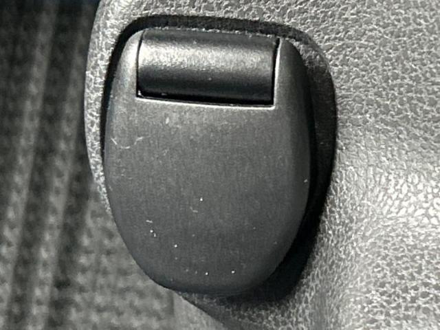 UZ0047459608_51_002.jpg