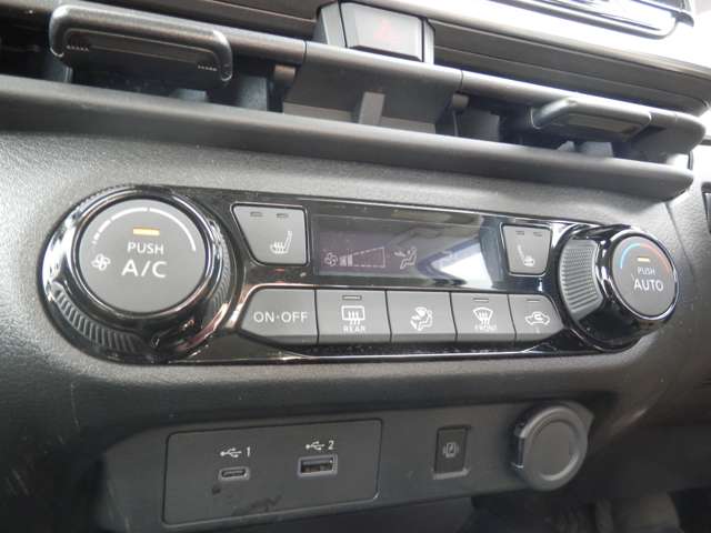 U00048252675_32_001.jpg