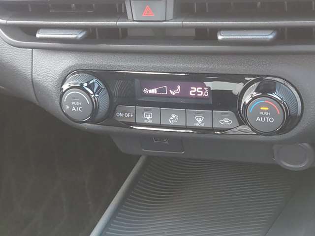 U00048541054_12_002.jpg
