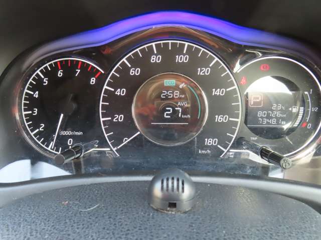 U00048300846_49_002.jpg