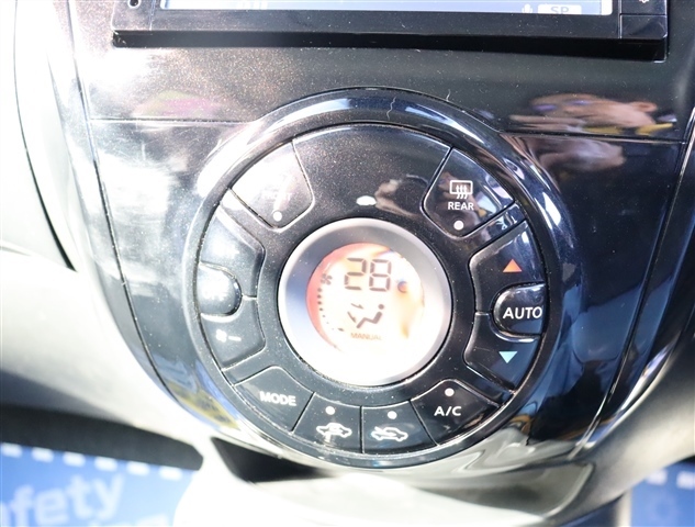 UJ0047709284_32_001.jpg