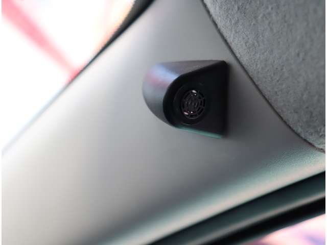 UJ0047709284_42_003.jpg