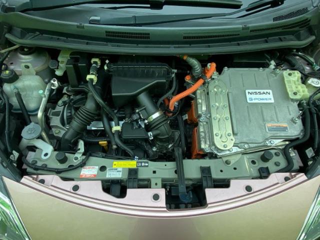 UZ0047944367_54_001.jpg