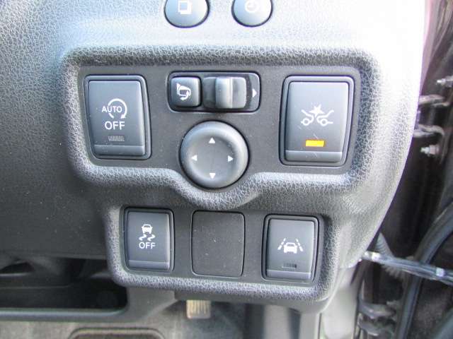 U00048542963_10_002.jpg