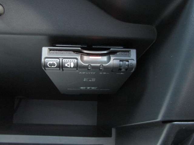 U00048542963_11_002.jpg