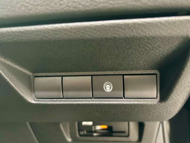 UJ0045281178_36_001.jpg