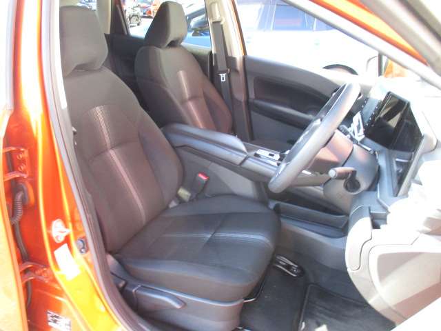 U00047844028_12_001.jpg
