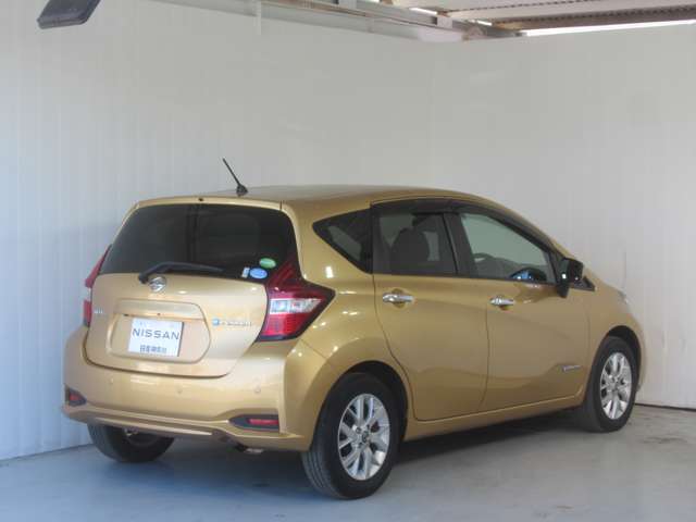 U00048103796_1_001.jpg
