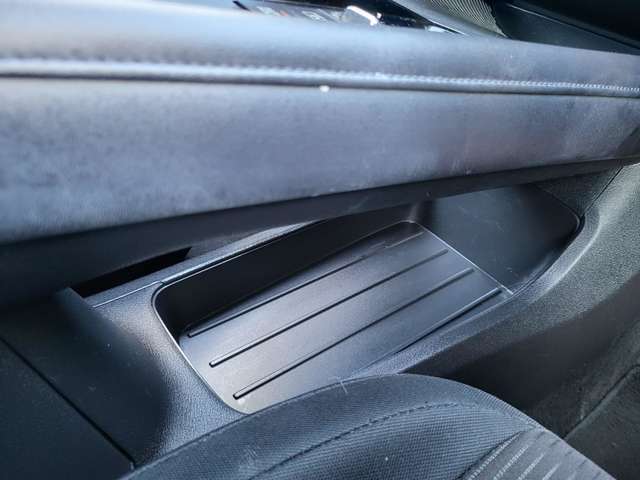U00047741037_39_001.jpg