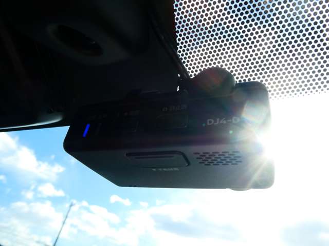 U00048094208_37_002.jpg