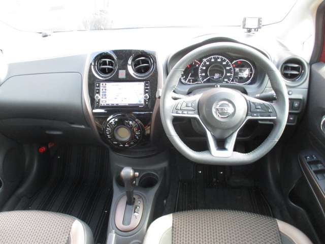 U00048478976_3_001.jpg