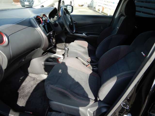 U00047846152_5_001.jpg