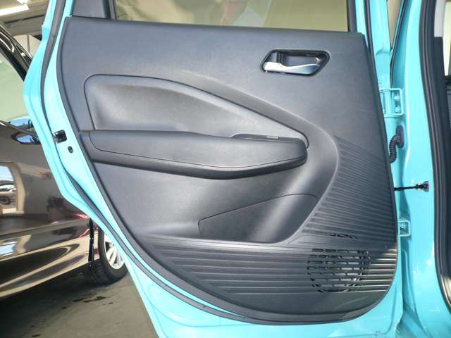 U00047514642_44_001.jpg