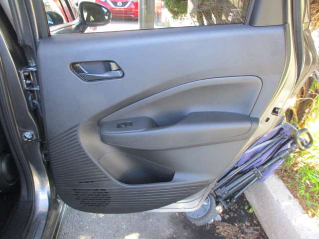 U00047819768_52_001.jpg