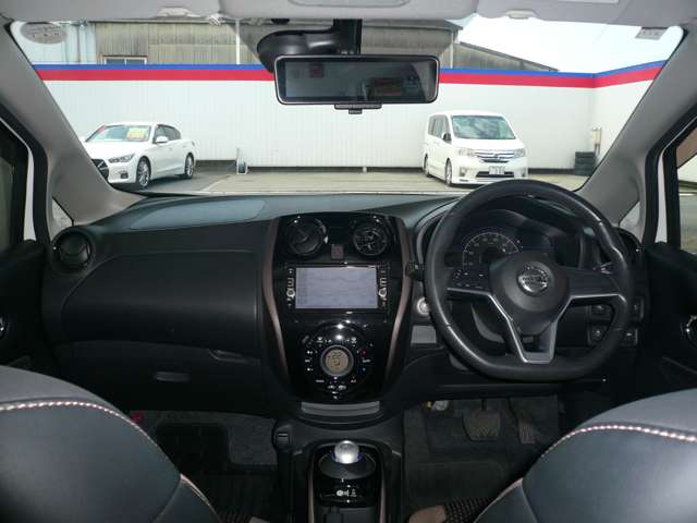U00048578136_18_001.jpg