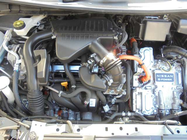 U00048578054_32_001.jpg