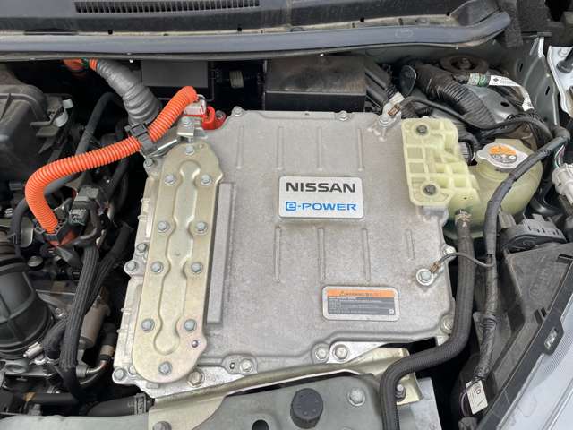 U00048443815_38_002.jpg