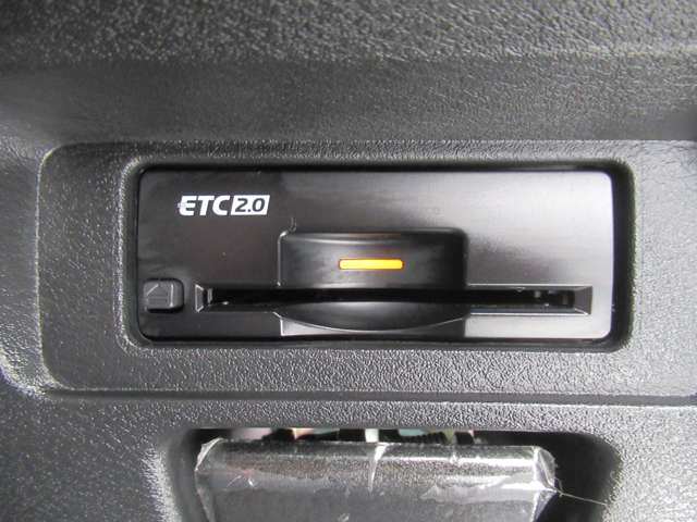 U00048303744_10_002.jpg