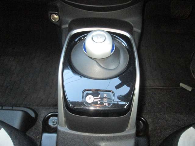 U00048253267_12_001.jpg
