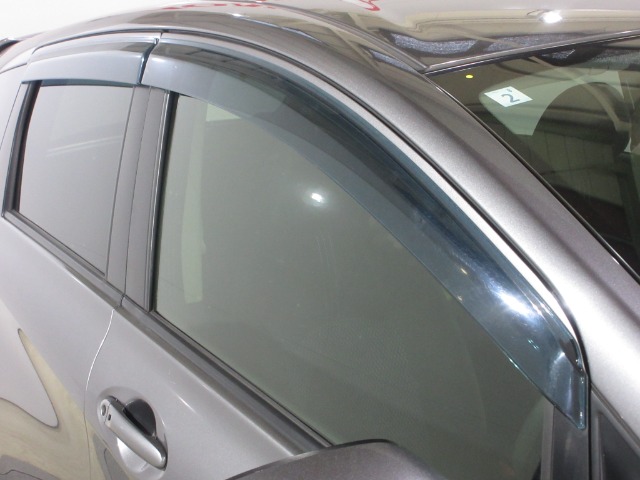 UZ0048444812_8_003.jpg