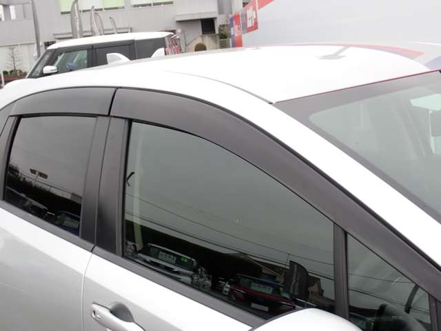 U00048226814_49_001.jpg