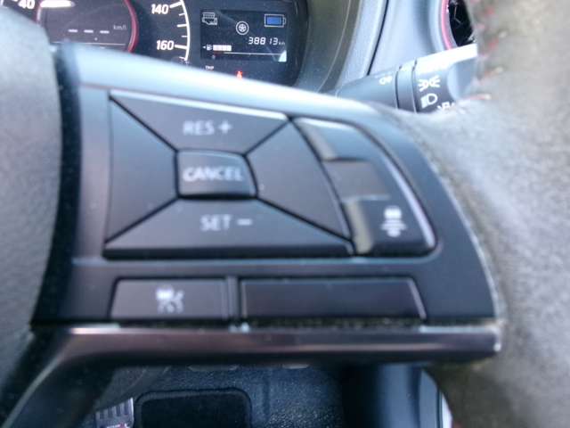 U00047822899_10_002.jpg