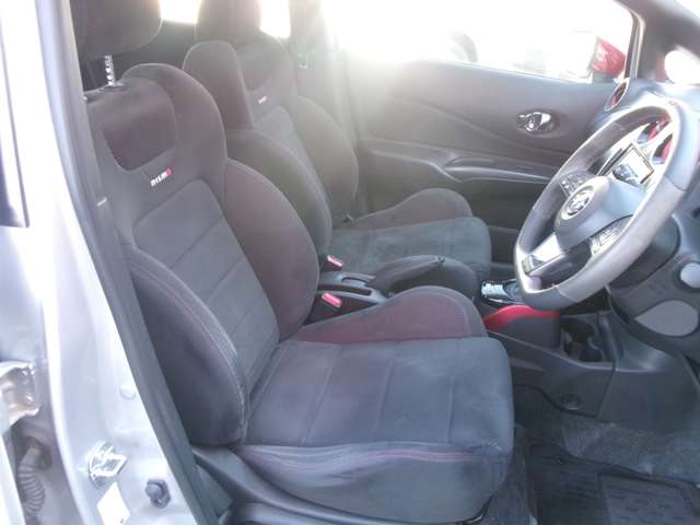 U00047822899_32_003.jpg
