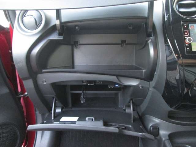 U00047828891_49_001.jpg