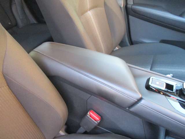 U00047978221_37_002.jpg