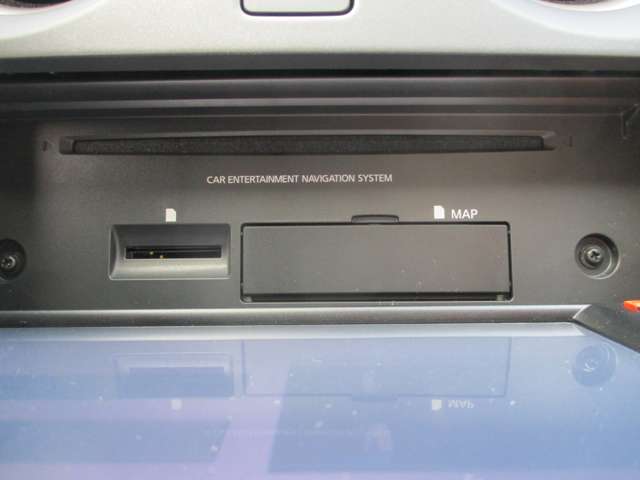 U00048431587_11_001.jpg
