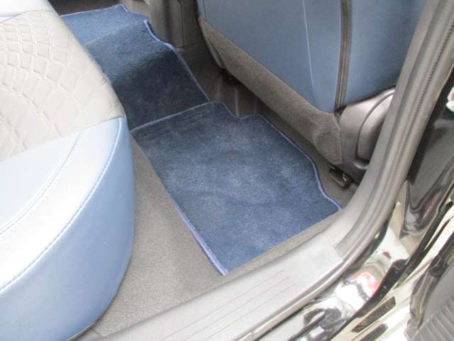 U00046328022_62_003.jpg