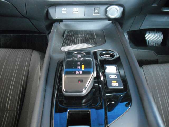 U00048454740_34_002.jpg