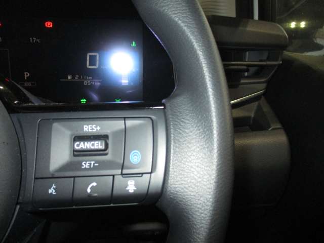 U00048129151_10_001.jpg