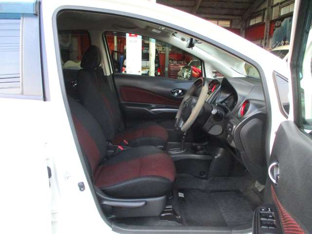 U00048353072_12_002.jpg
