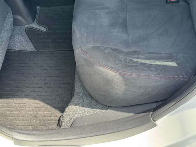 U00048585652_60_002.jpg