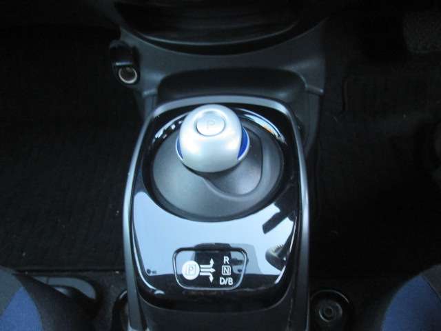 U00047618665_10_001.jpg