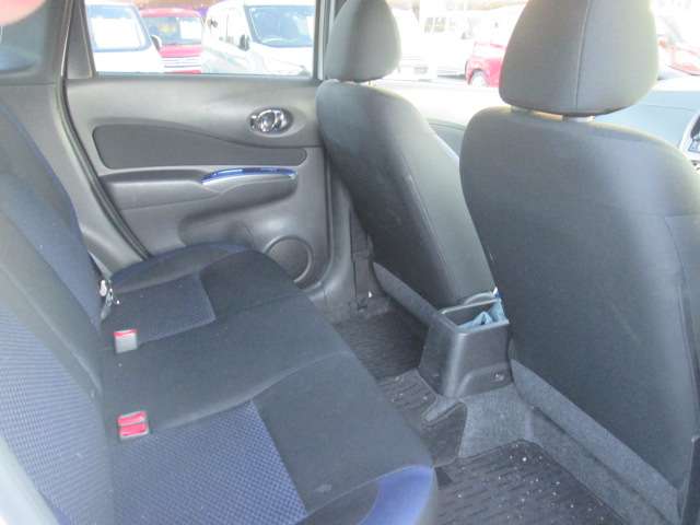 U00047618665_17_001.jpg