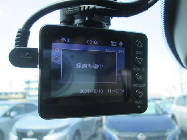 U00046780252_9_001.jpg