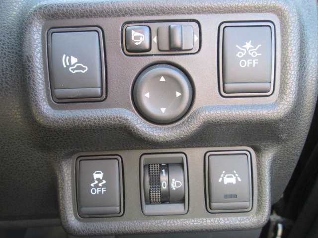 U00047879150_5_001.jpg