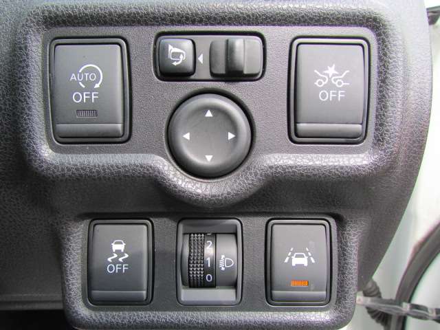 U00048472060_1_001.jpg