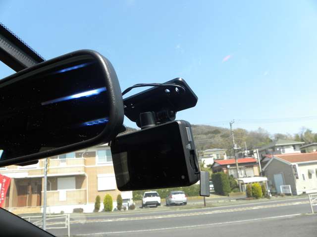 U00048400735_78_001.jpg