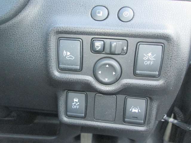 U00048616546_2_004.jpg