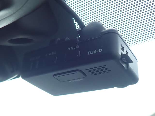 U00048457608_30_001.jpg