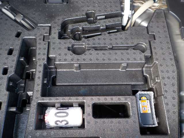 U00048567194_32_002.jpg