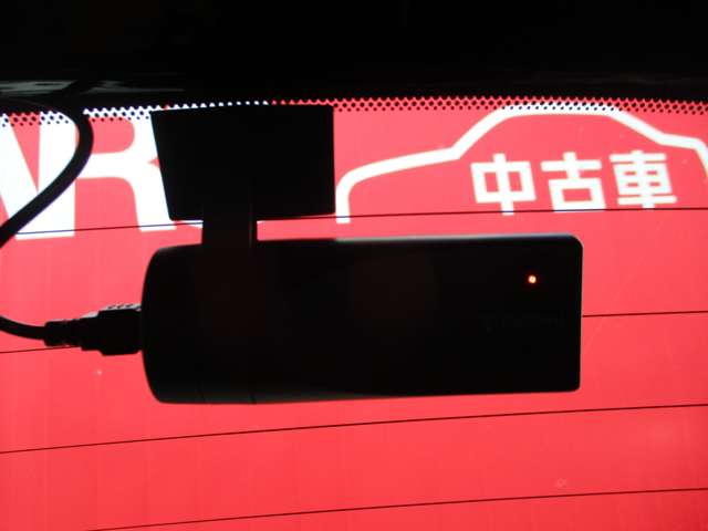 U00048569139_8_001.jpg