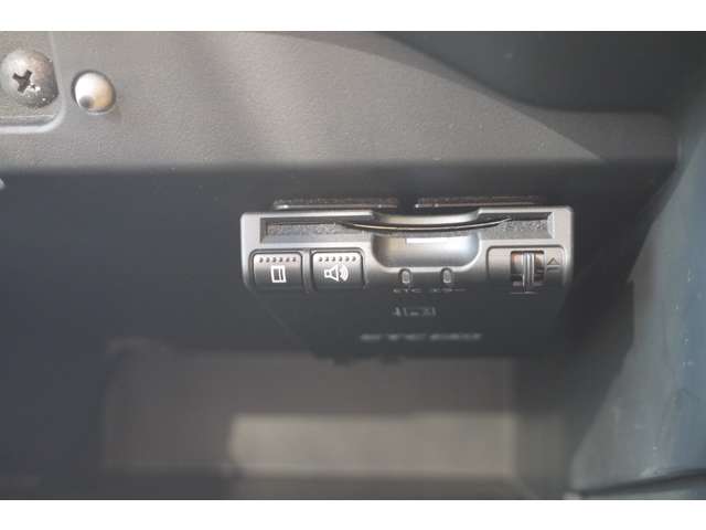 U00047153640_45_001.jpg