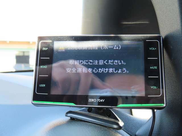 U00048379481_40_001.jpg