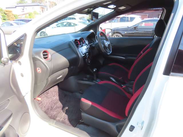 U00048379481_47_002.jpg
