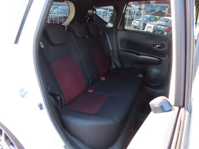 U00048379481_54_002.jpg