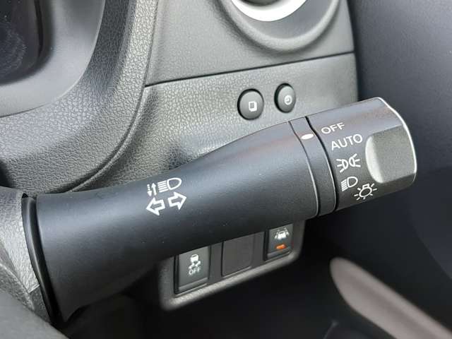 UJ0048432707_39_001.jpg